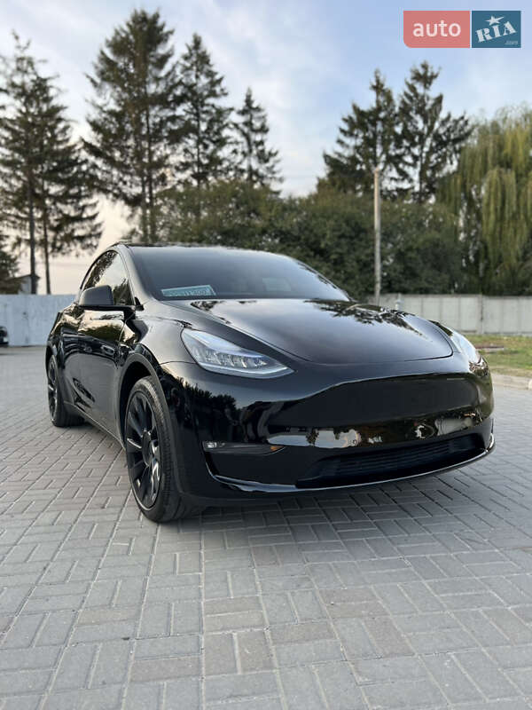 Позашляховик / Кросовер Tesla Model Y 2021 в Тернополі