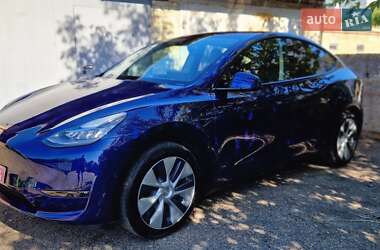 Внедорожник / Кроссовер Tesla Model Y 2021 в 