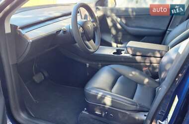 Внедорожник / Кроссовер Tesla Model Y 2021 в 