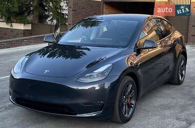 Внедорожник / Кроссовер Tesla Model Y 2024 в Днепре