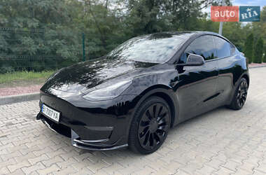 Внедорожник / Кроссовер Tesla Model Y 2023 в 