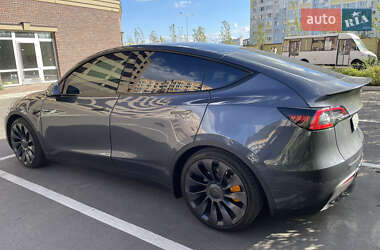 Внедорожник / Кроссовер Tesla Model Y 2022 в 