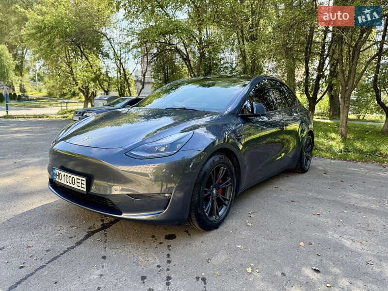 Tesla Model Y 2022