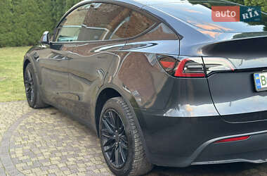 Внедорожник / Кроссовер Tesla Model Y 2024 в 