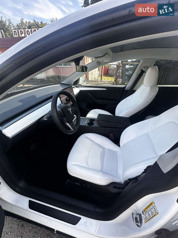 Внедорожник / Кроссовер Tesla Model Y 2023 в Львове фото 5 Внедорожник / Кроссовер Tesla Model Y 2023 в Львове