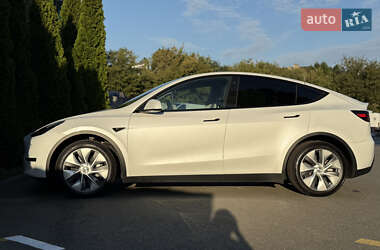 Внедорожник / Кроссовер Tesla Model Y 2023 в 