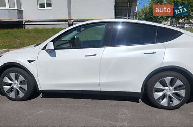 Внедорожник / Кроссовер Tesla Model Y 2021 в 