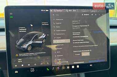 Внедорожник / Кроссовер Tesla Model Y 2023 в 