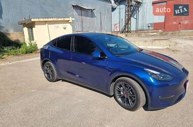 Внедорожник / Кроссовер Tesla Model Y 2023 в 