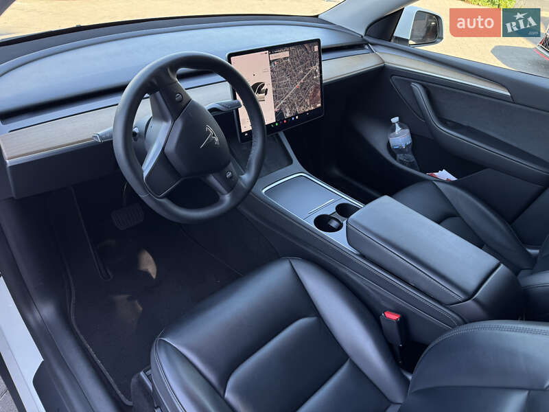 Позашляховик / Кросовер Tesla Model Y 2021 в Броварах фото 4 Позашляховик / Кросовер Tesla Model Y 2021 в Броварах