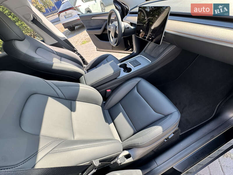 Внедорожник / Кроссовер Tesla Model Y 2024 в Днепре фото 17 Внедорожник / Кроссовер Tesla Model Y 2024 в Днепре