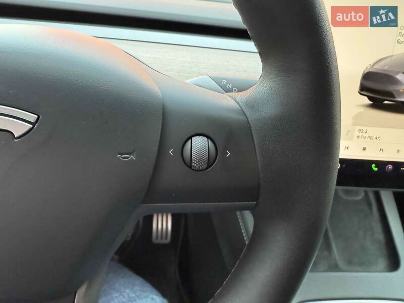 Внедорожник / Кроссовер Tesla Model Y 2023 в Львове