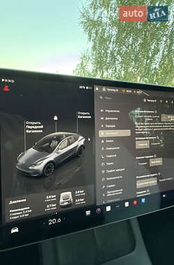 Позашляховик / Кросовер Tesla Model Y 2022 в 