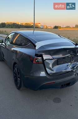 Внедорожник / Кроссовер Tesla Model Y 2022 в 