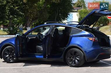 Внедорожник / Кроссовер Tesla Model Y 2021 в 