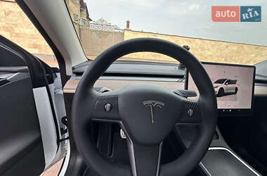Внедорожник / Кроссовер Tesla Model Y 2022 в 