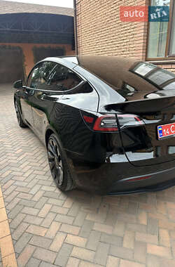 Внедорожник / Кроссовер Tesla Model Y 2022 в 