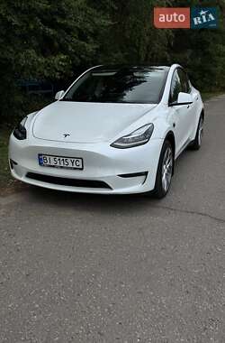 Внедорожник / Кроссовер Tesla Model Y 2021 в 