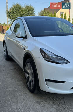 Внедорожник / Кроссовер Tesla Model Y 2023 в 