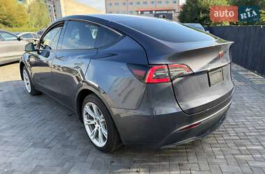 Внедорожник / Кроссовер Tesla Model Y 2021 в 