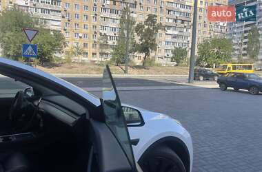 Внедорожник / Кроссовер Tesla Model Y 2021 в 