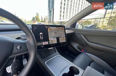 Внедорожник / Кроссовер Tesla Model Y 2021 в 