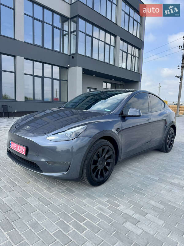 Позашляховик / Кросовер Tesla Model Y 2020 в 