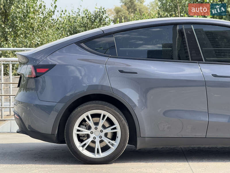 Позашляховик / Кросовер Tesla Model Y 2022 в Києві