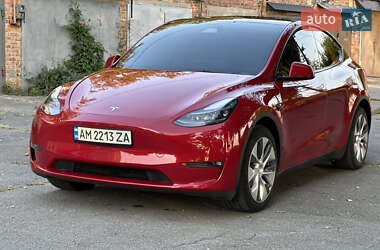 Внедорожник / Кроссовер Tesla Model Y 2023 в 