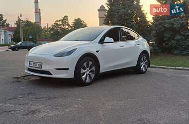 Внедорожник / Кроссовер Tesla Model Y 2023 в 