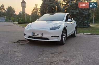 Внедорожник / Кроссовер Tesla Model Y 2023 в 
