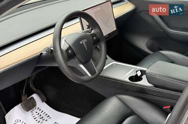 Внедорожник / Кроссовер Tesla Model Y 2021 в 