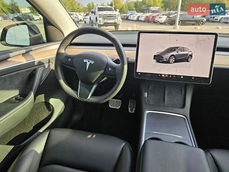 Позашляховик / Кросовер Tesla Model Y 2023 в Дніпрі