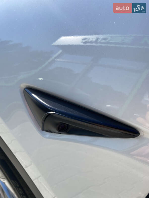 Внедорожник / Кроссовер Tesla Model Y 2023 в Киеве фото 10 Внедорожник / Кроссовер Tesla Model Y 2023 в Киеве