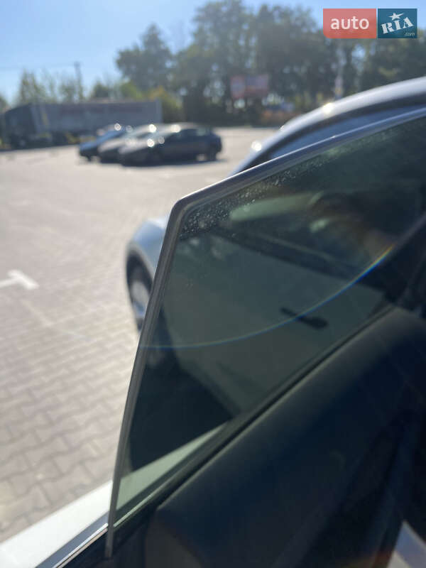 Внедорожник / Кроссовер Tesla Model Y 2023 в Киеве фото 35 Внедорожник / Кроссовер Tesla Model Y 2023 в Киеве