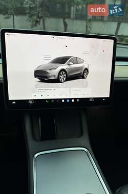 Внедорожник / Кроссовер Tesla Model Y 2022 в 