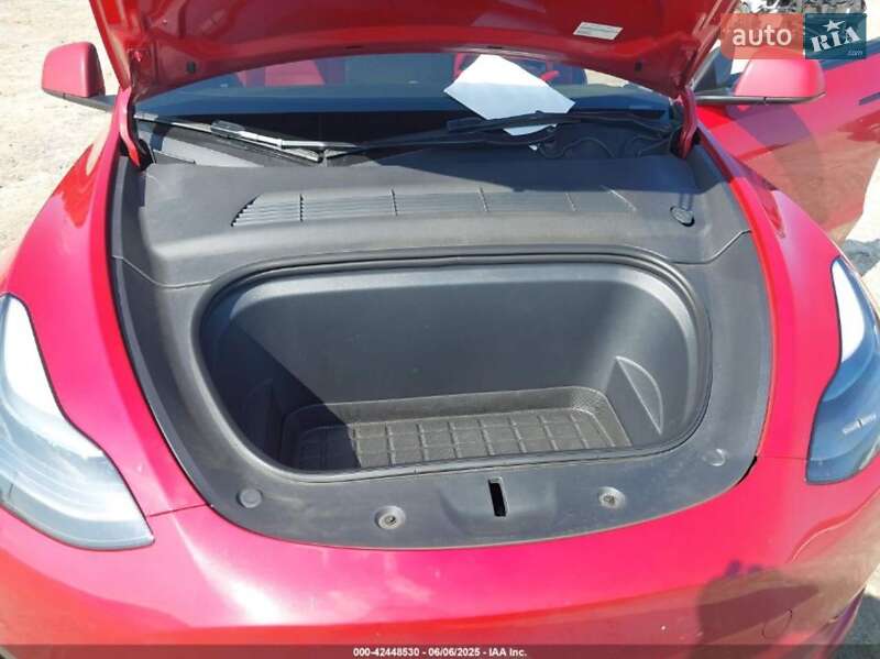 Позашляховик / Кросовер Tesla Model Y 2023 в Хмельницькому