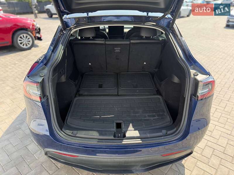 Позашляховик / Кросовер Tesla Model Y 2023 в Луцьку