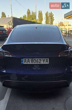 Позашляховик / Кросовер Tesla Model Y 2021 в 