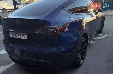 Позашляховик / Кросовер Tesla Model Y 2021 в 