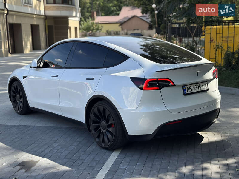 Внедорожник / Кроссовер Tesla Model Y 2023 в Виннице