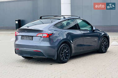 Позашляховик / Кросовер Tesla Model Y 2023 в 