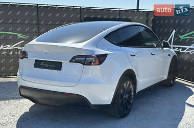 Внедорожник / Кроссовер Tesla Model Y 2021 в 