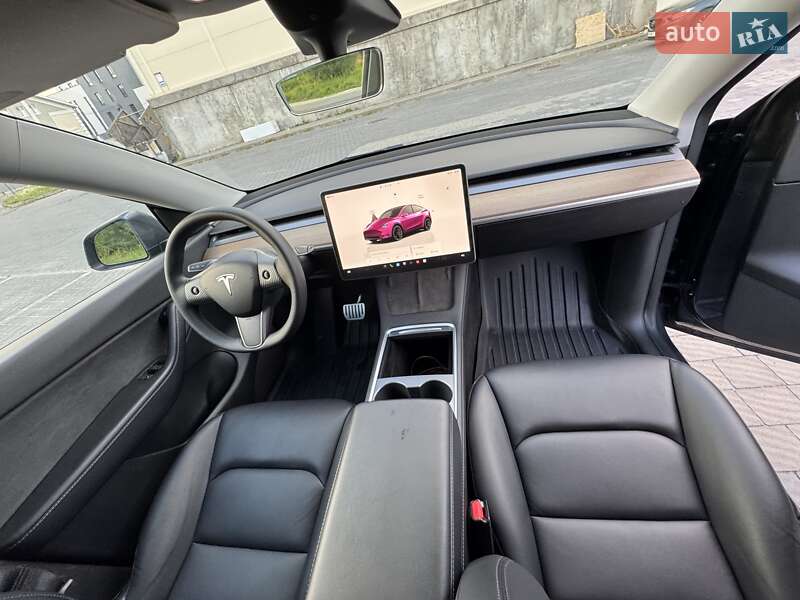 Позашляховик / Кросовер Tesla Model Y 2022 в Львові