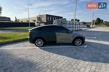 Внедорожник / Кроссовер Tesla Model Y 2024 в 