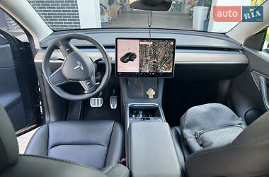Позашляховик / Кросовер Tesla Model Y 2021 в 