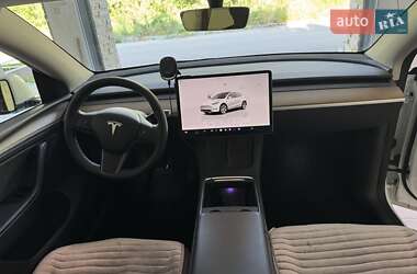 Позашляховик / Кросовер Tesla Model Y 2022 в 