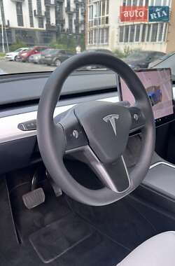 Позашляховик / Кросовер Tesla Model Y 2023 в 
