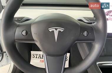 Позашляховик / Кросовер Tesla Model Y 2021 в 
