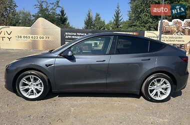 Позашляховик / Кросовер Tesla Model Y 2023 в Львові